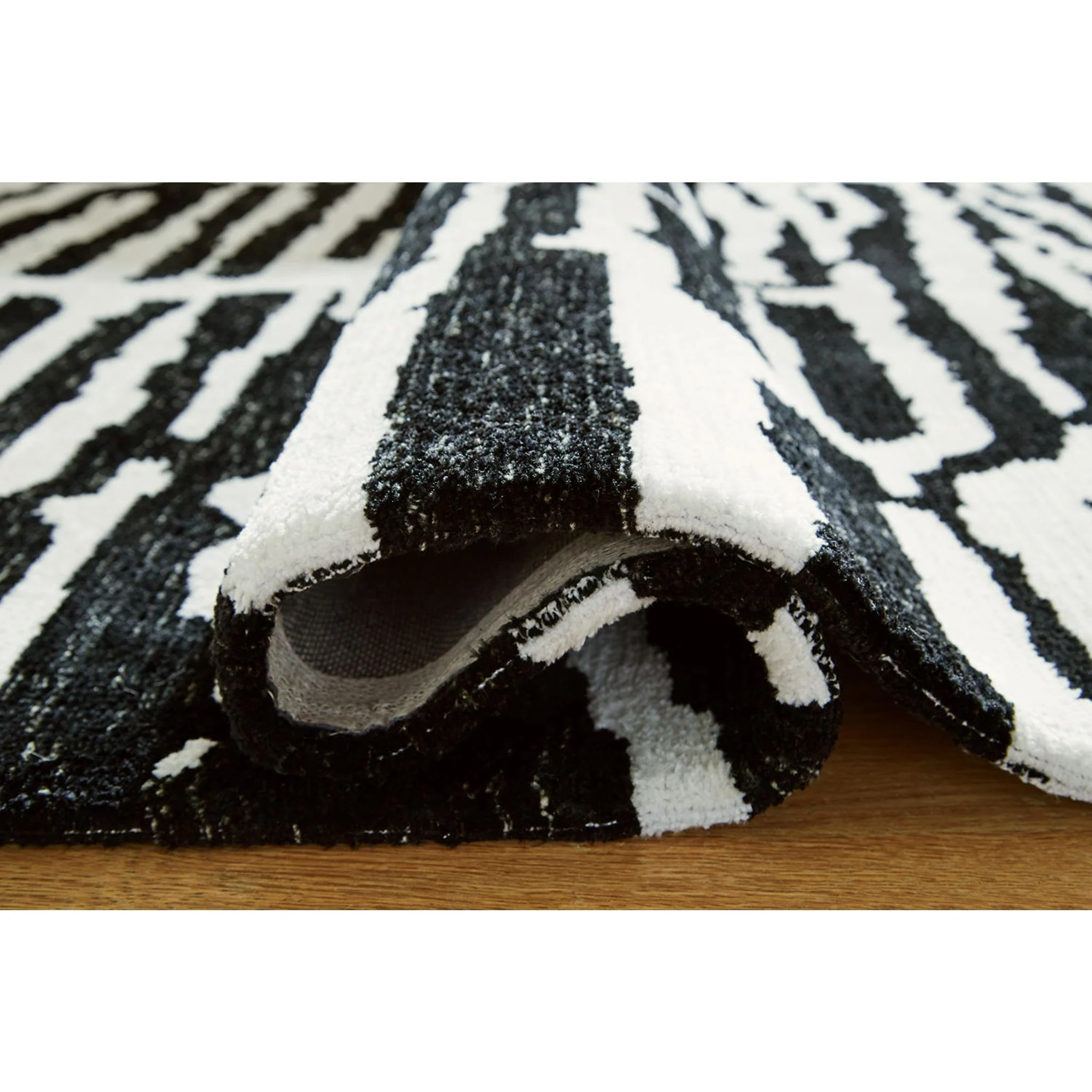 Bramshaw Area Rug - Image 4