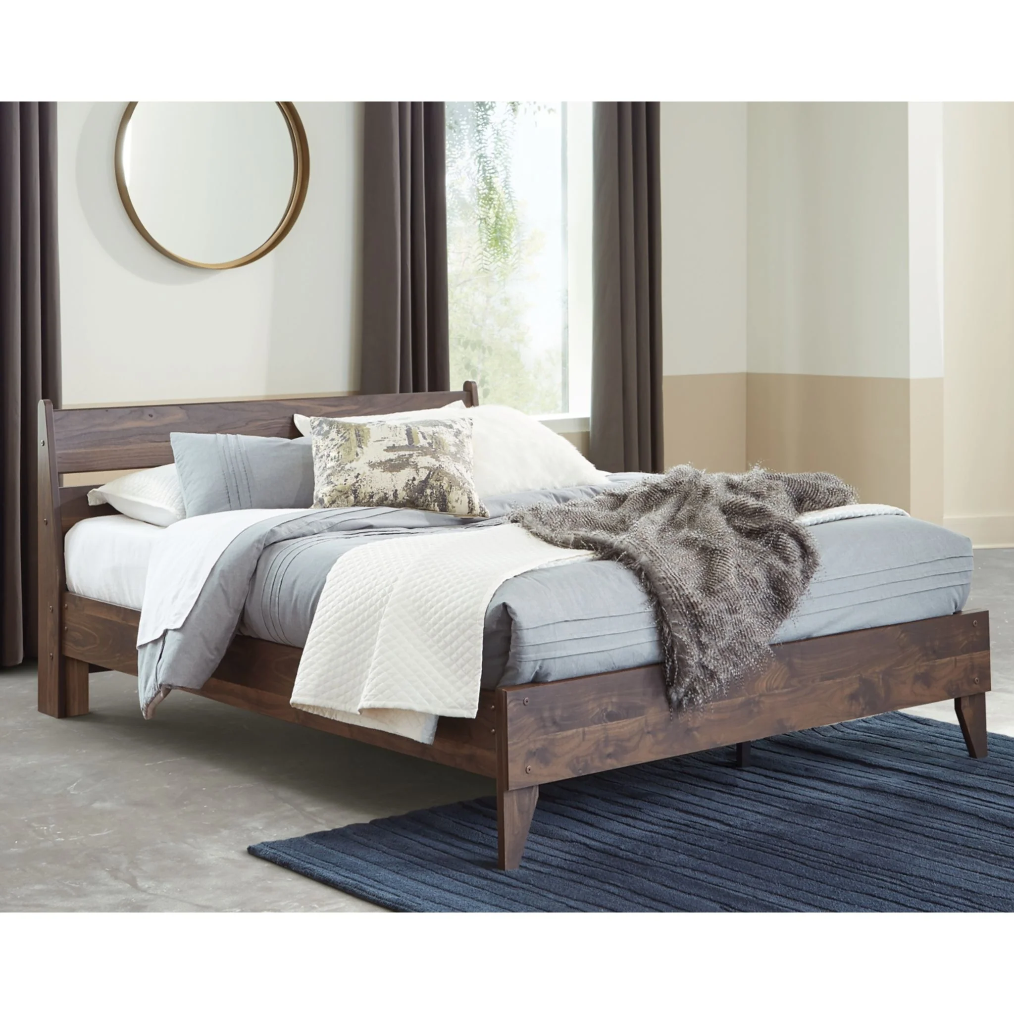 Calverson Full Platform Bed - Mocha - Image 2