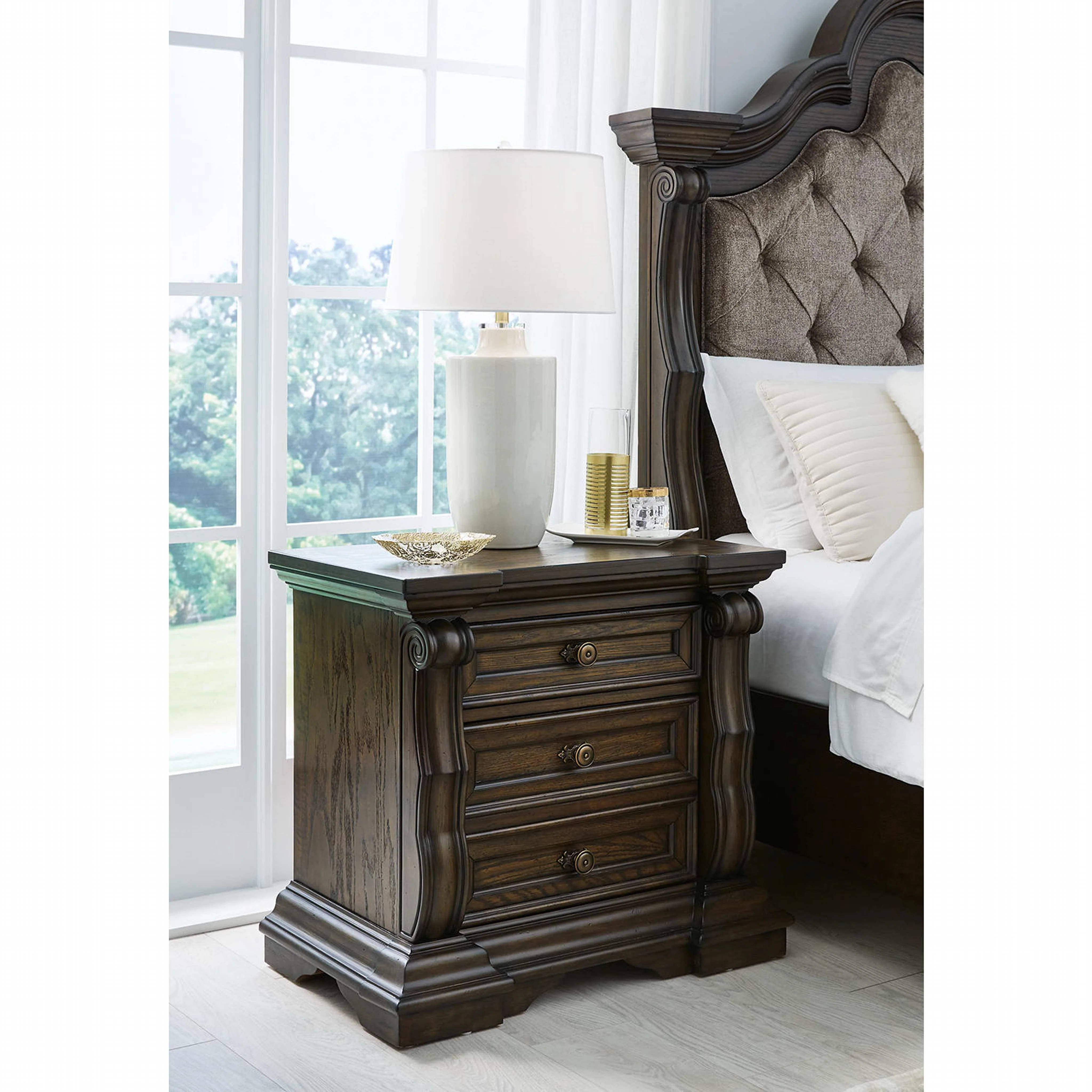 Maylee 6 Piece Panel Bedroom - Dark Brown - Image 3