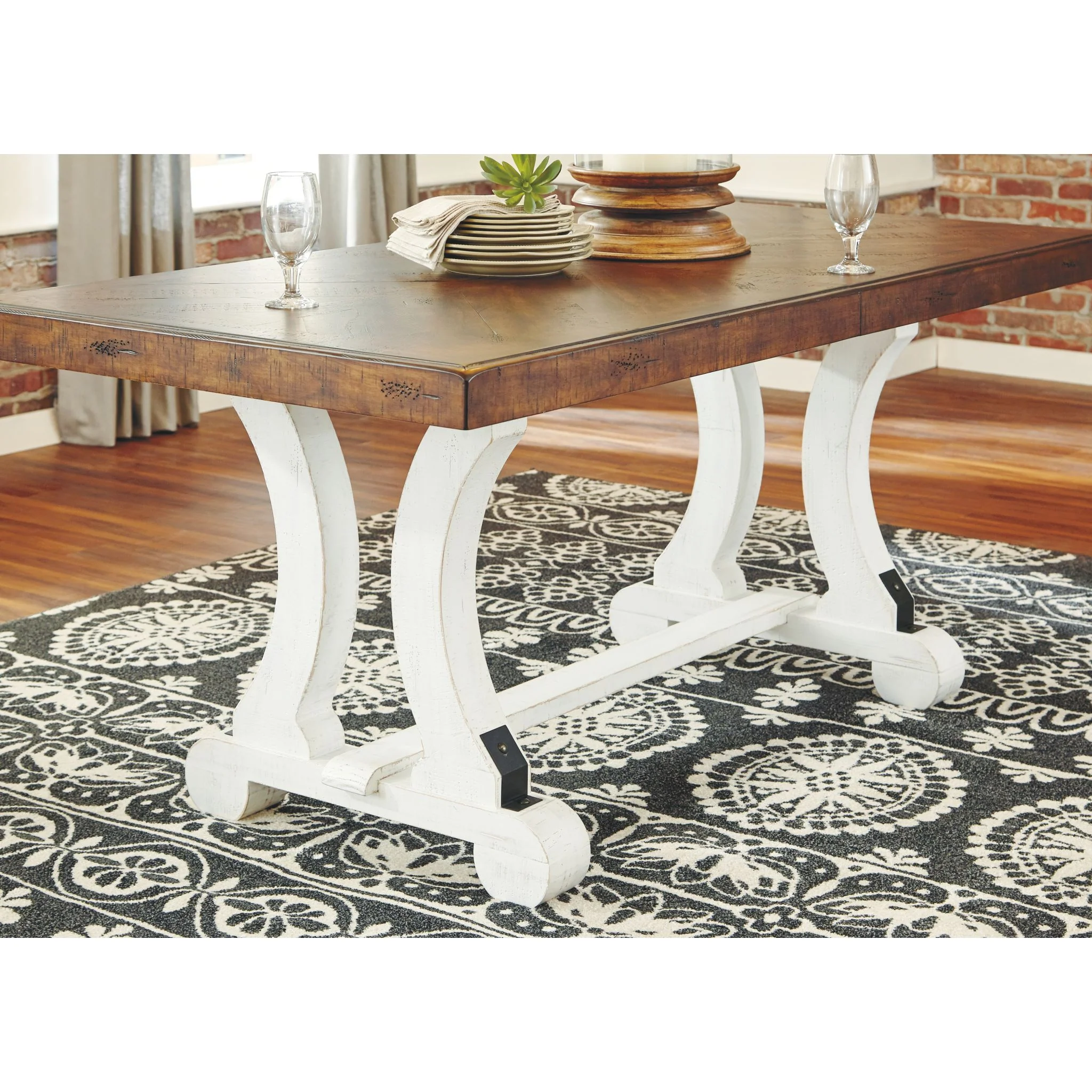 Valebeck Dining Set - Image 33